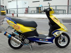 澳门德安改装踏板 - Yamaha RS-Z