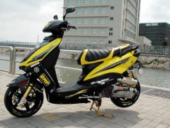 澳门德安改装踏板欣赏 - Yamaha Cygnus-X SR