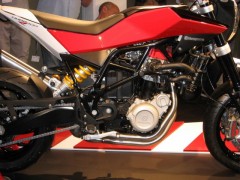 全新车型Nuda-900R