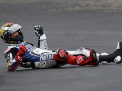 洛伦佐(Jorge Lorenzo)摔车回放