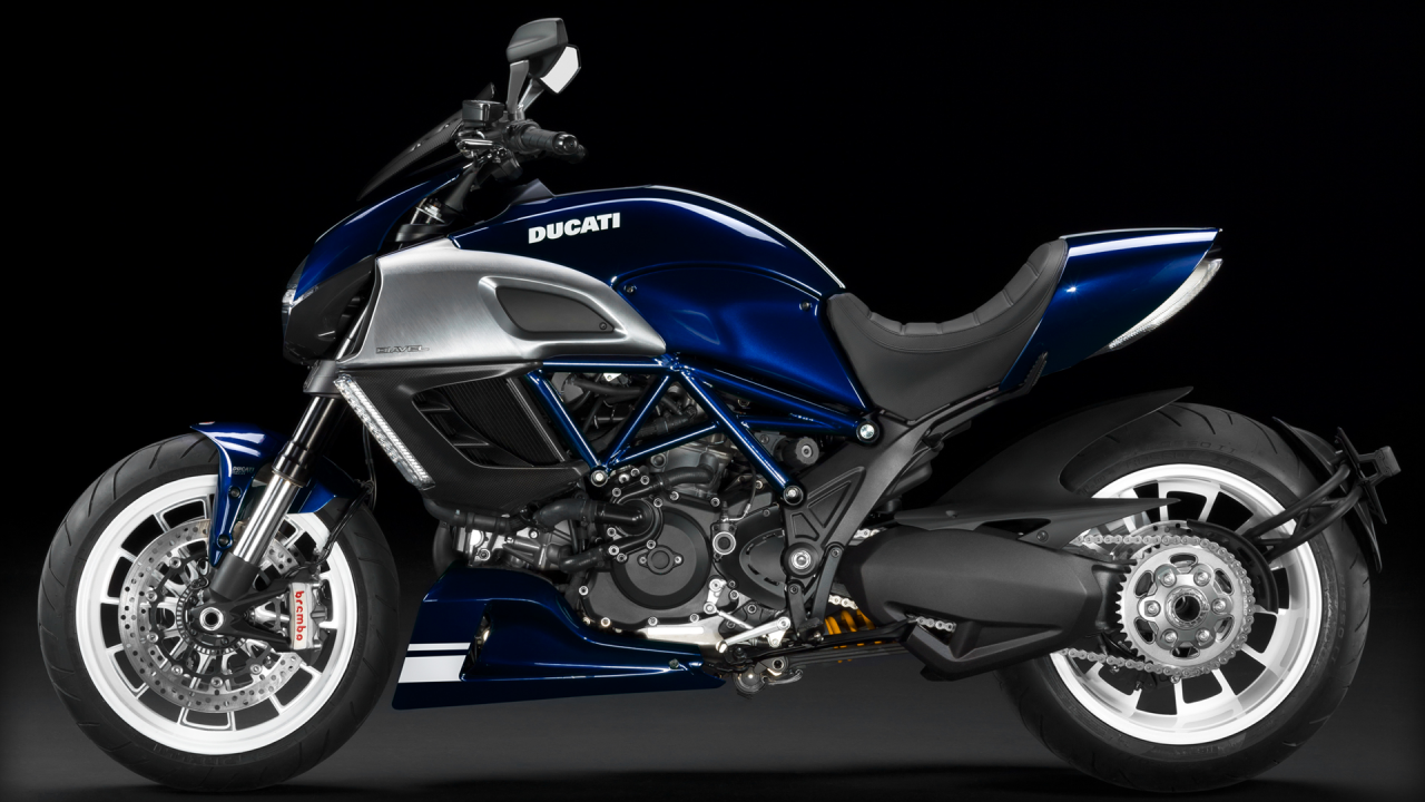 杜卡迪diavel 2013 标准版