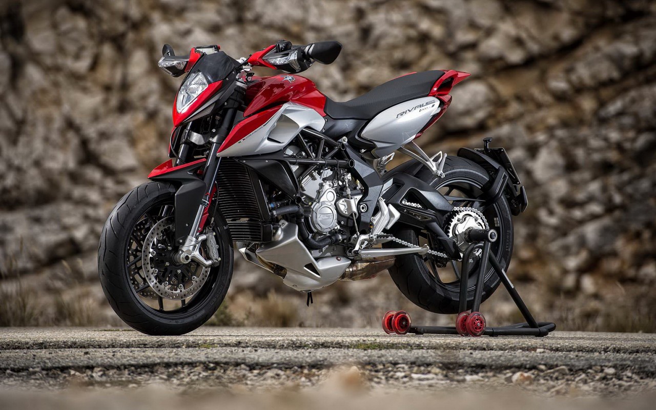 阿古斯塔2014mvagustarivale800