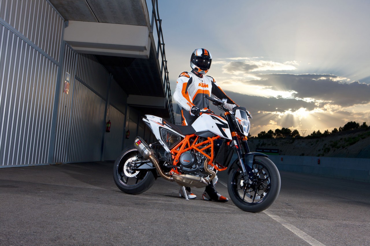 KTM 2015' Duke 690