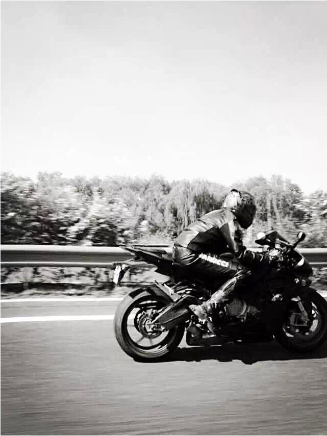 男人爱机车 永远在路上