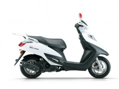 豪爵铃木天玉UZ125T-C 踏板摩托车图3