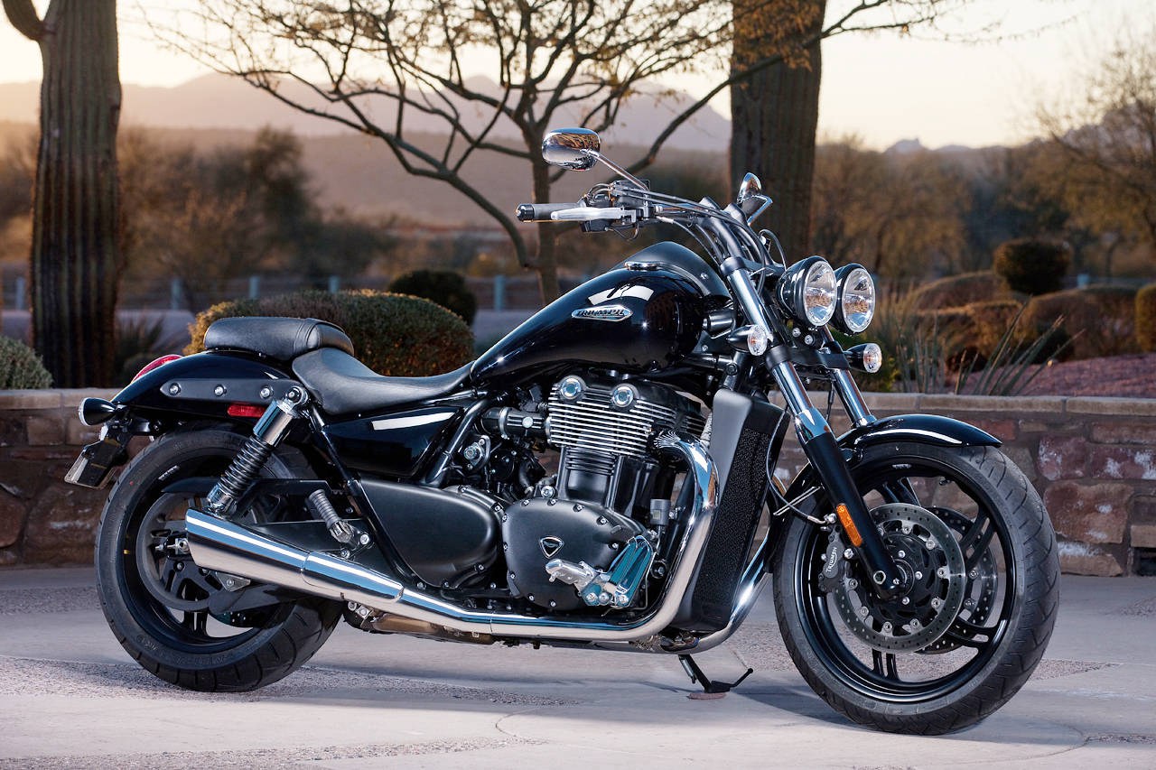 2014款凯旋雷鸟指挥官 triumph thunderbird commander