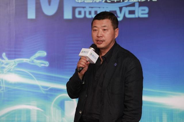 李彬：市场发展迅速 摩托车的春天已到来