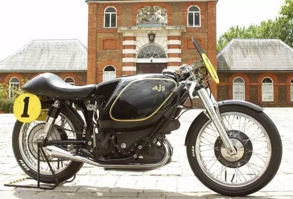 neimanmarcuslimited edition fighter 价格:约1100万美元你