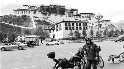 西藏，是一个被许多人称为天堂的地方，是许多人心中的圣地。重庆能源集团松藻煤矿矿工陈正勇，就有个埋藏已久的西藏梦。今年5月2日，39岁的他利用年休假，选择了一种近乎疯狂的圆梦方式——骑着摩托去西藏。