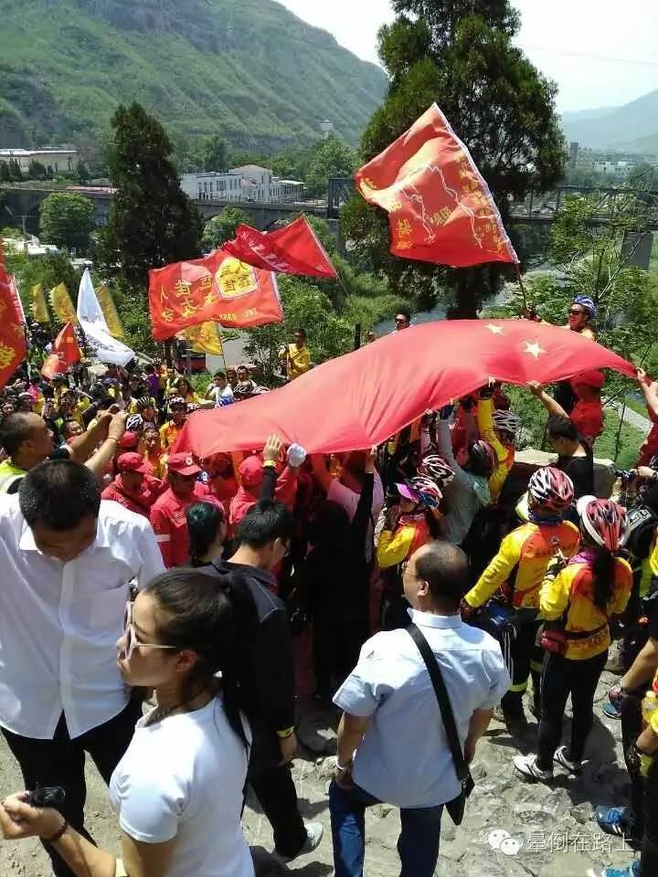 2016太行山英雄会暨”嘉诚杯“第4届阳泉摩托人年聚盛典大型机车巡游活动盛况空前