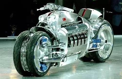 太震撼！世界上最大、最快摩托车，牛X到无法想象