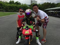 中国首届儿童摩托车锦标赛