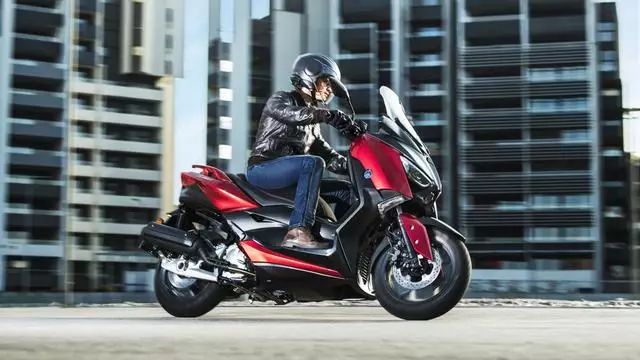 【踏板摩托】MAX新选择：2018雅马哈XMAX 125踏板摩托车
