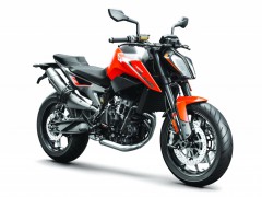 KTM 的全新高性能街车 2018' Duke 790