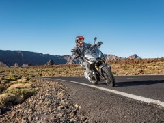 Honda 2018' X-ADV 跨界探险车