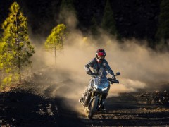 Honda 2018' X-ADV 跨界探险车