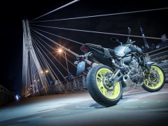 Yamaha 中量级街车 2018' MT-07