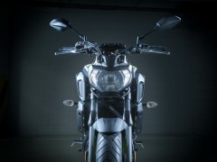 Yamaha 中量级街车 2018' MT-07