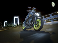 Yamaha 中量级街车 2018' MT-07