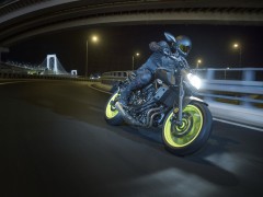 Yamaha 中量级街车 2018' MT-07