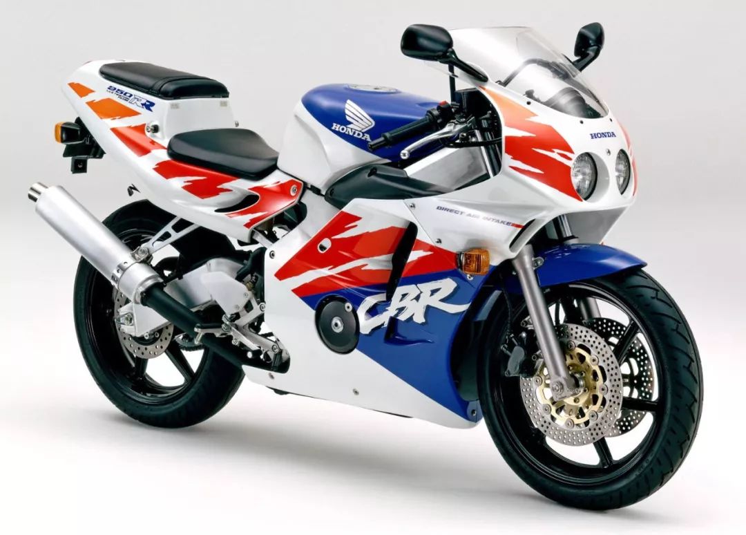 本田cbr250rr,本田400R 小型直列四缸系列:honda 1986 - 1994 cbr250