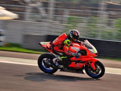 CSBK 天津站世钊车队