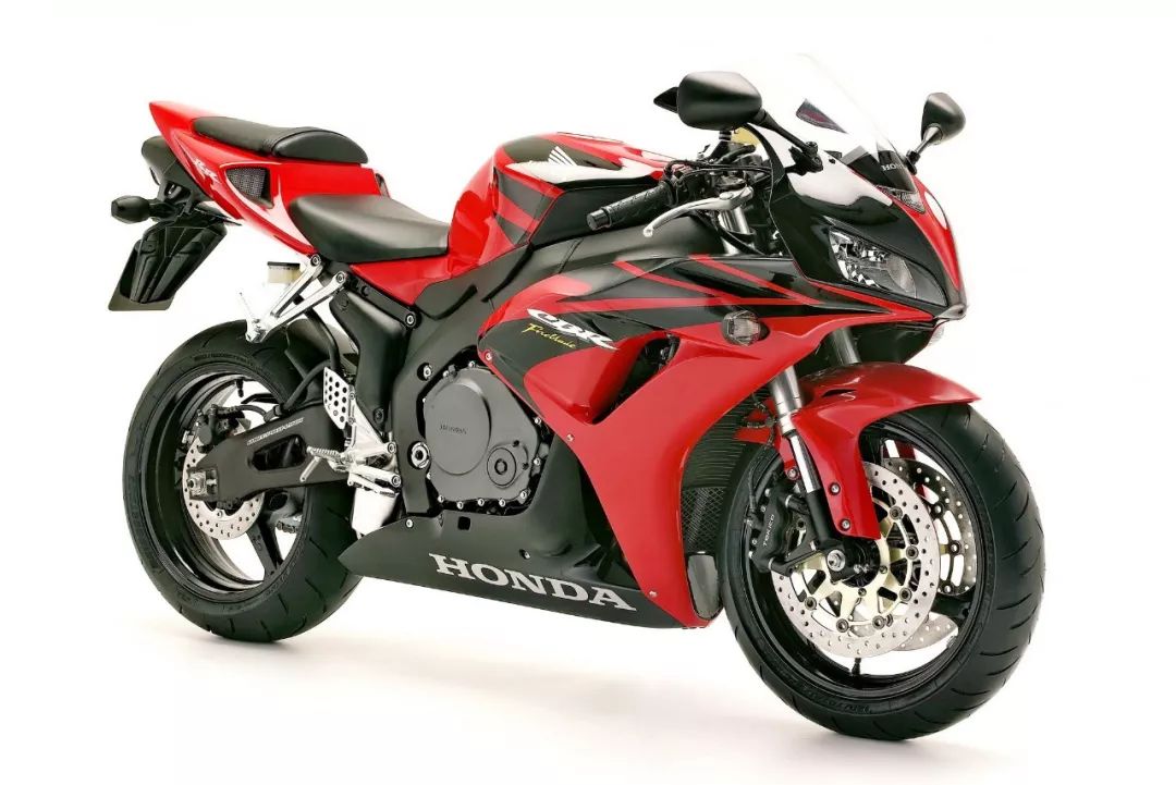 Honda 或于十月公开 Cbr1000rr 企业动态 资讯中心 全球摩托车网移动版 摩托车品牌 摩托车报价 摩托车之家 摩托车门户