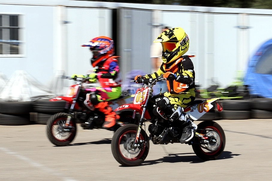 “赛车宝”杯儿童摩托车挑战赛