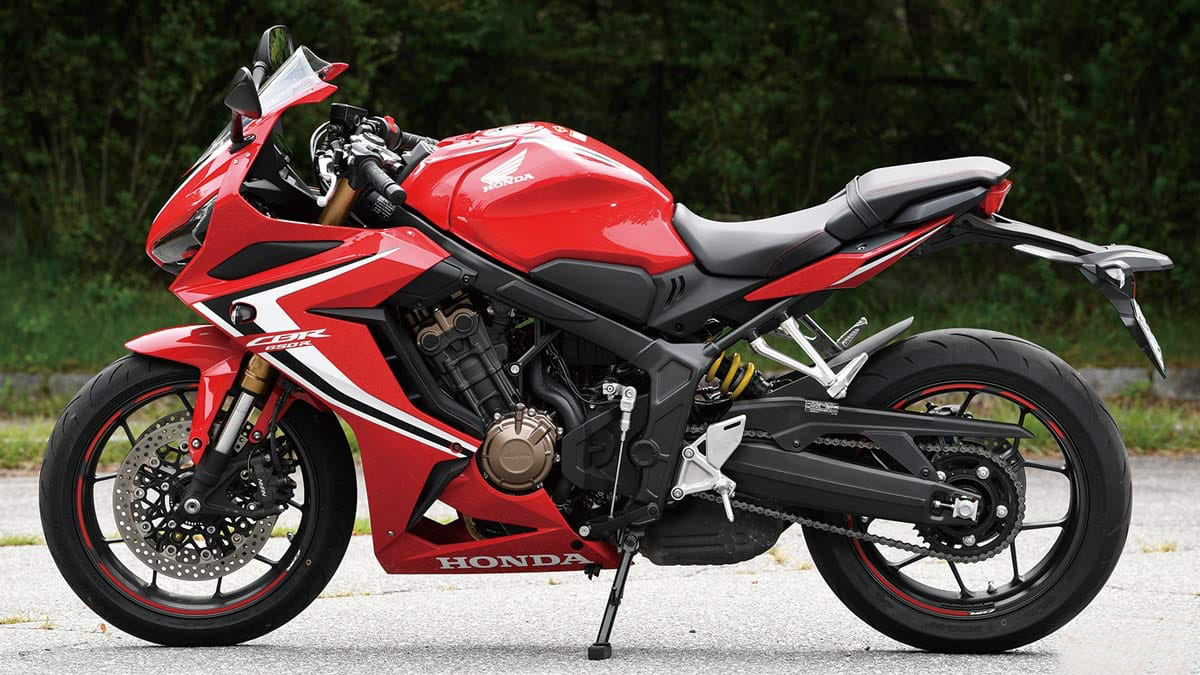 2022本田cbr650r,本田cbr250rr 小号火刃难逢敌手本田cbr650r试驾