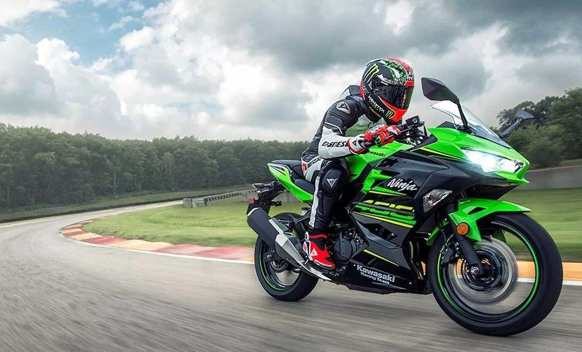 川崎 ninja 400 ￥4.98万
