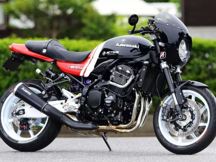 强化了行走性能的 Kawasaki Z900RS 定制