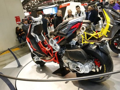 意特捷高性能踏板 Dragster 将于五月开始投产