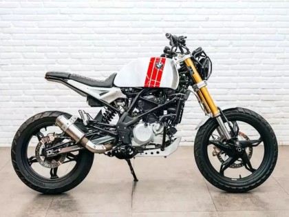 宝马经典老车R90的极简主义：BMW G310R