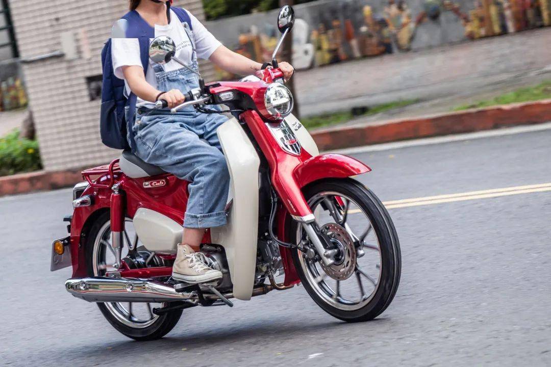 2020款honda super cub c125 质感进化的经典