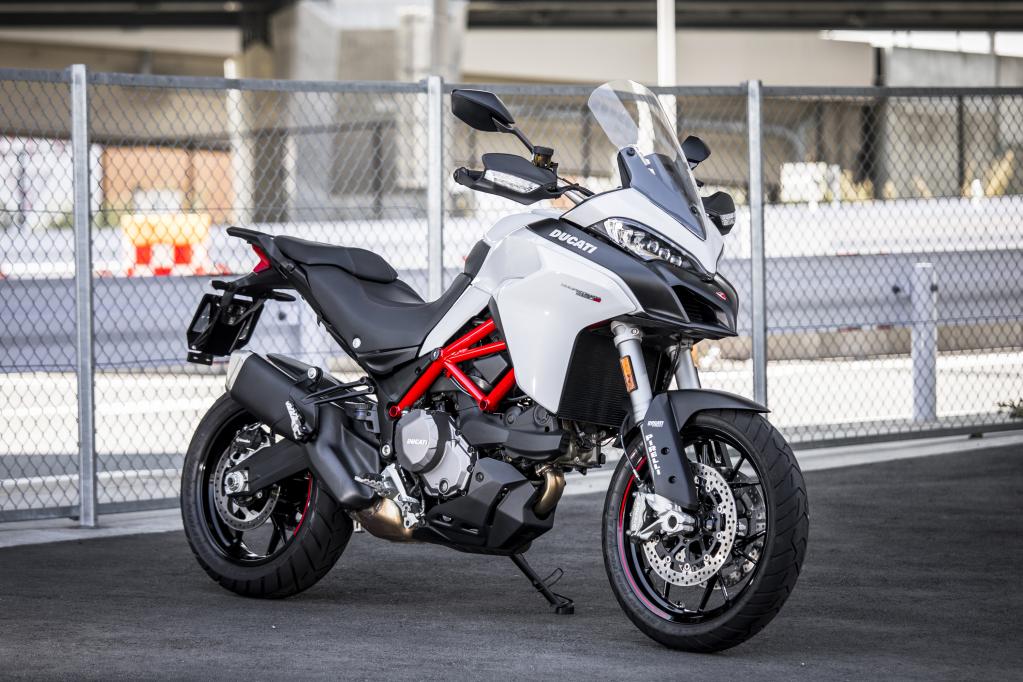 拉力摩托当中的绅士杜卡迪multistrada950s车型详解