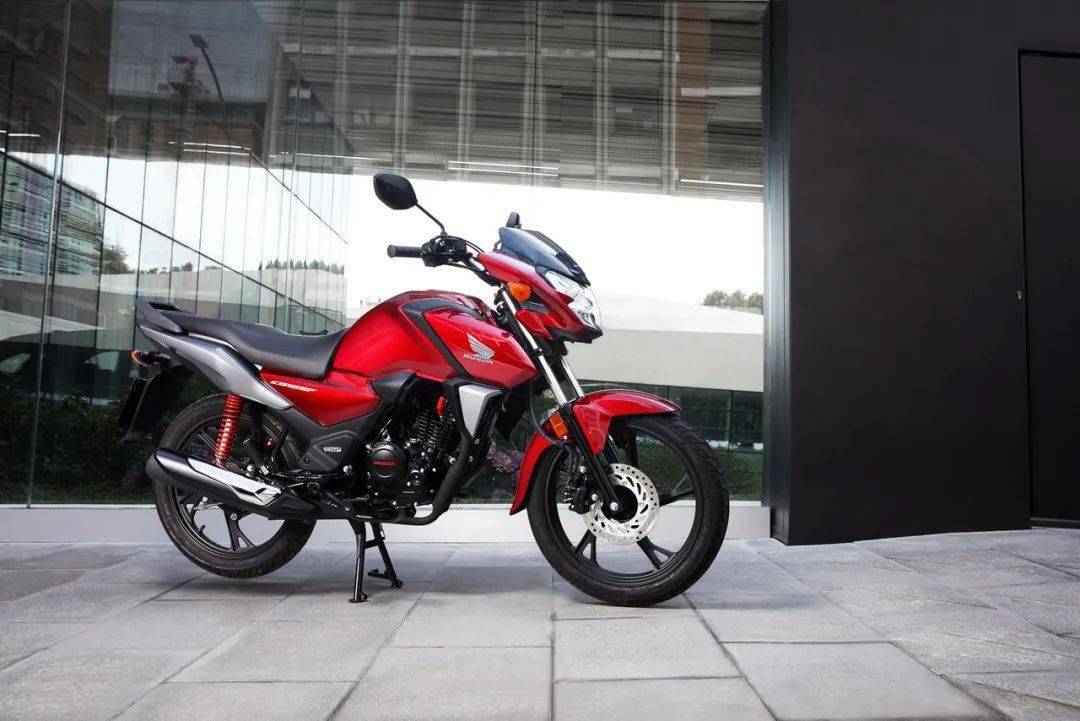 本田cb125f是纯进口,cb125本田摩托车 honda 2021" cb125f 欧洲版