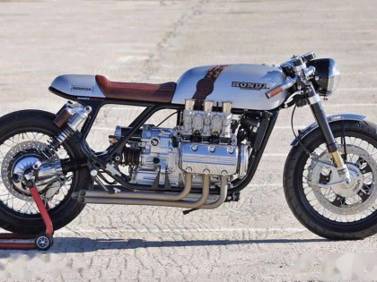 壕气！水平对置六缸的Cafe Racer