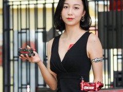 2020 三水伟业达杯第一回合，比赛现场的赛车女郎。