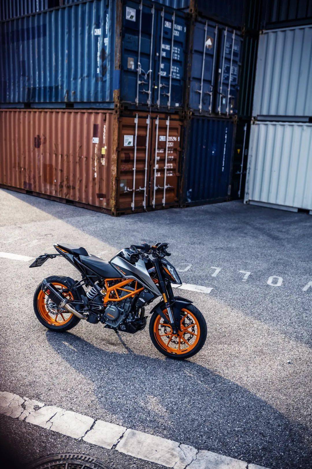 下图:2021" duke 250.下图:2021" duke 200.下图:2021" duke 125.