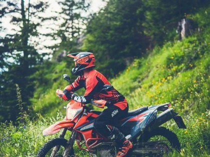 2021' KTM 690 Enduro R 图集：纵横旷野