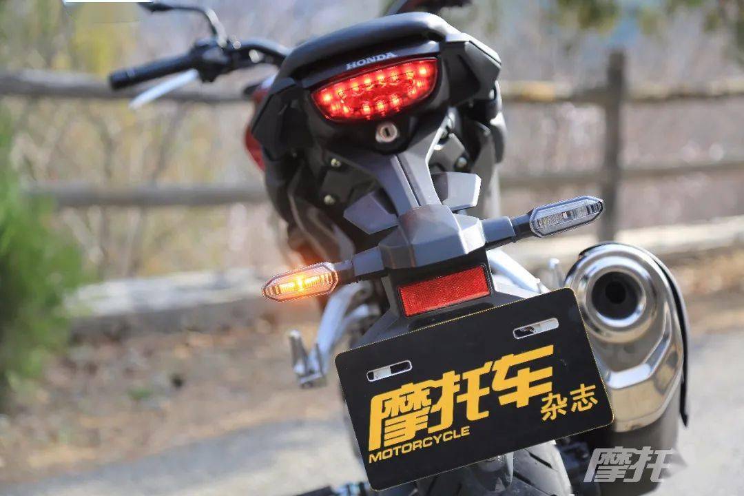 点击进入看图评论