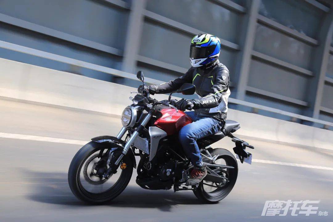 hondacb300r,本田cb300rcb500f 中杯咖啡尝一下实拍解析hondacb300r
