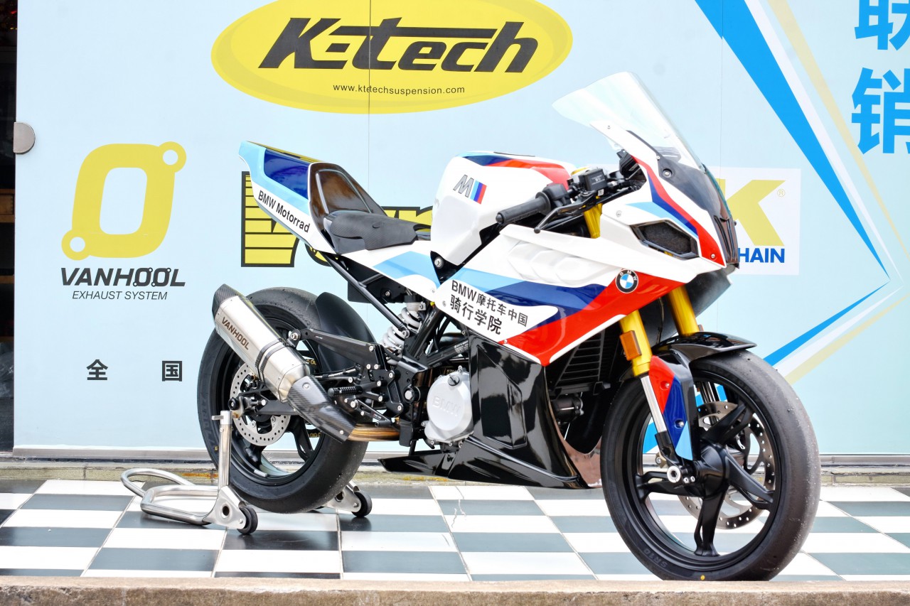 S1000RR 外观风格的宝马 310 跑车