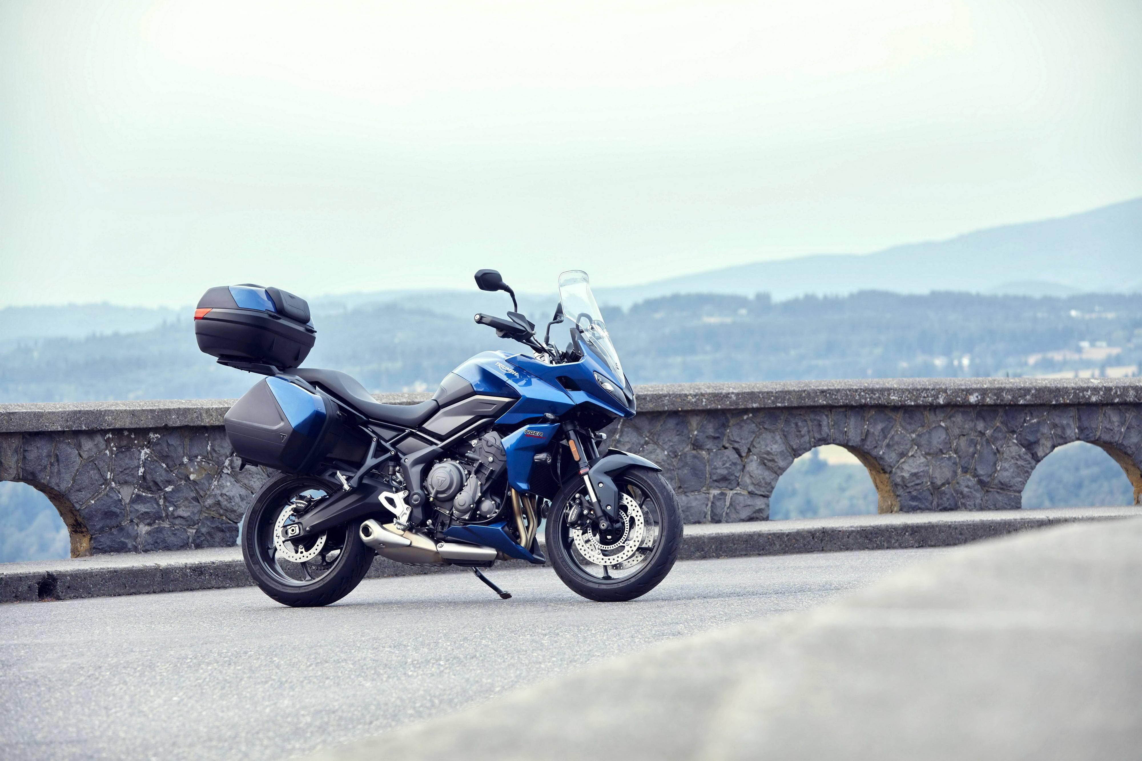 凯旋摩托 tiger sport 660 户外特写