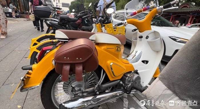 济南“共享摩托车”上市十天就“夭折”？ 商家：正在协商处理