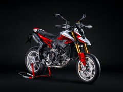 杜卡迪 百年珍藏系列：Hypermotard V2 SP 100